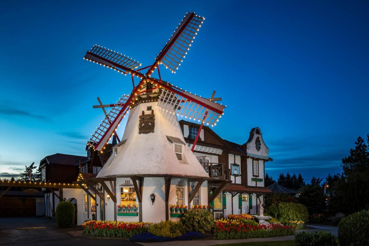 Auld Holland Inn Oak Harbor Exterior foto